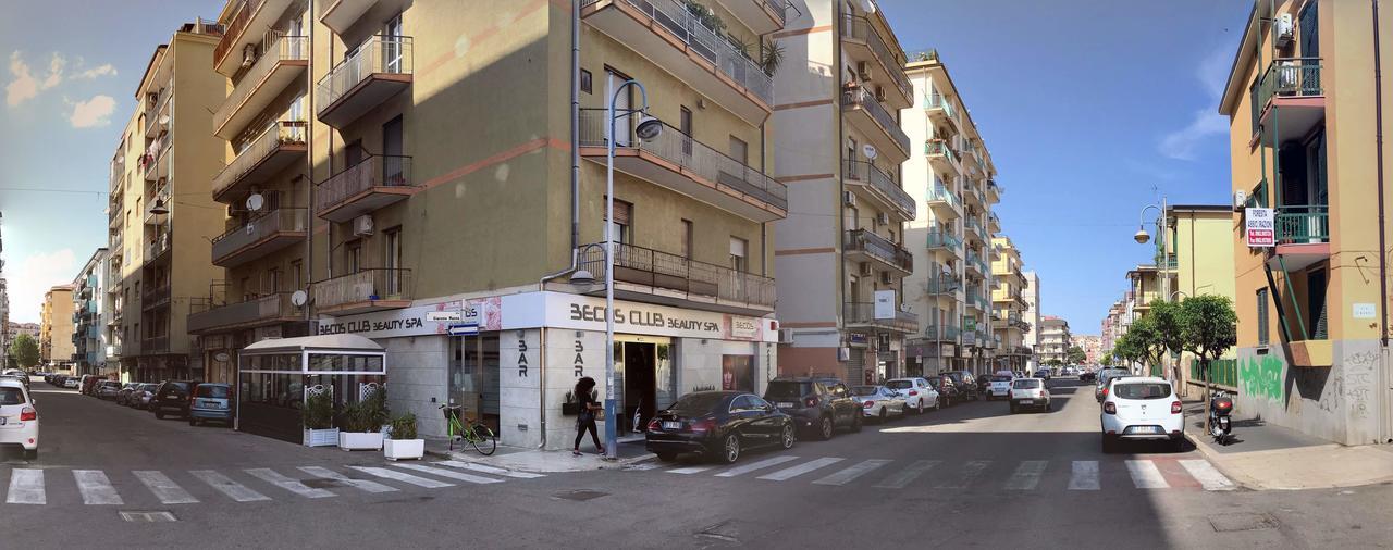 Central Apartments Crotone Exterior photo